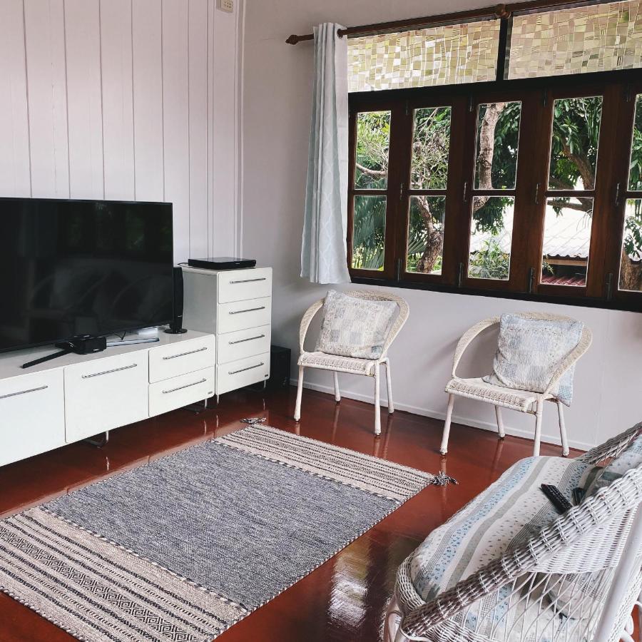 Banya Bnb ที่พักบ้านย่าบีแอนด์บี เมืองประจวบฯ Prachuap Khiri Khan Esterno foto