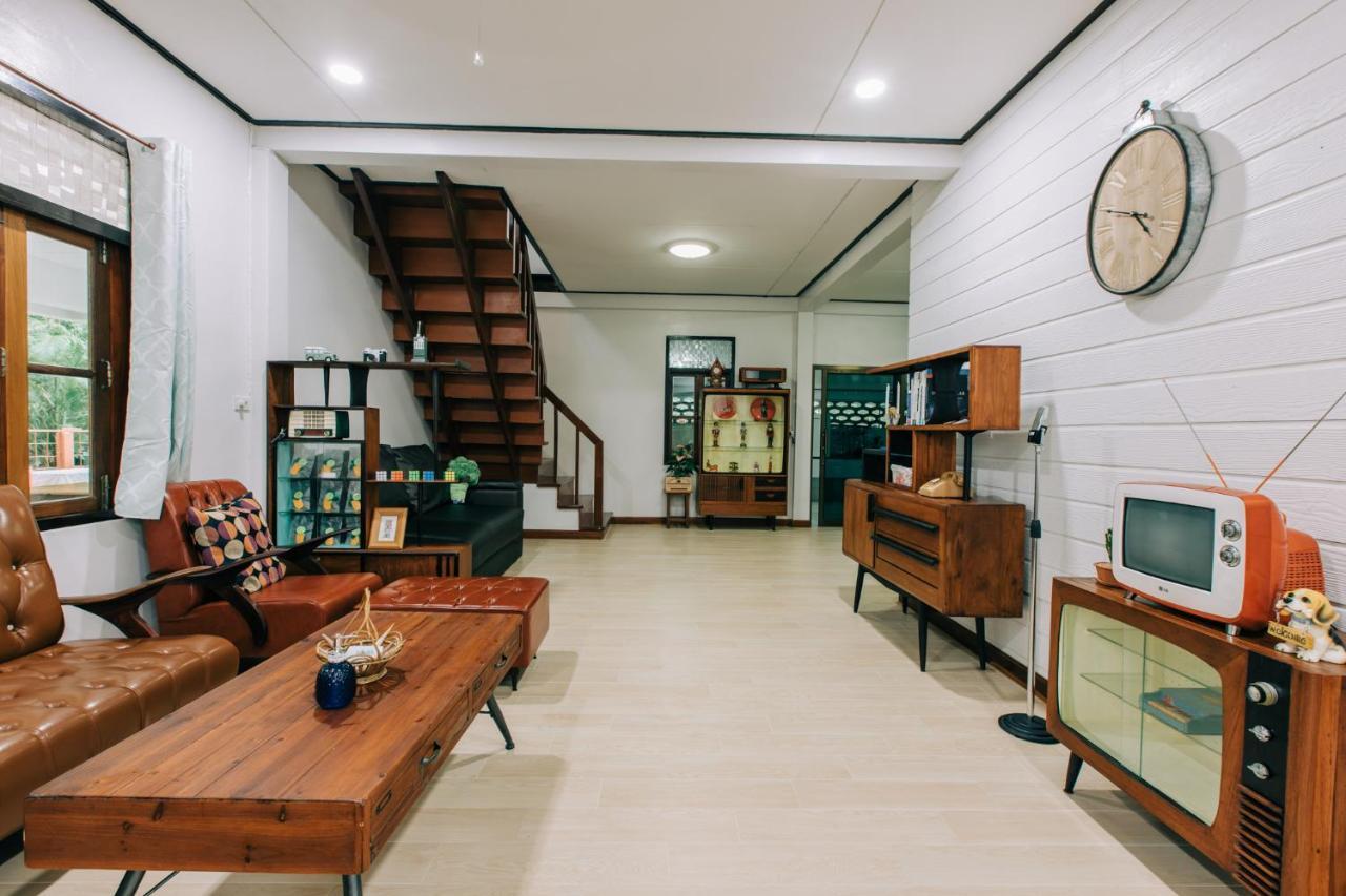 Banya Bnb ที่พักบ้านย่าบีแอนด์บี เมืองประจวบฯ Prachuap Khiri Khan Esterno foto