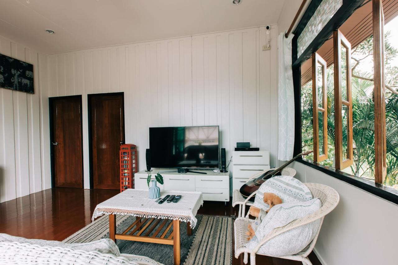 Banya Bnb ที่พักบ้านย่าบีแอนด์บี เมืองประจวบฯ Prachuap Khiri Khan Esterno foto