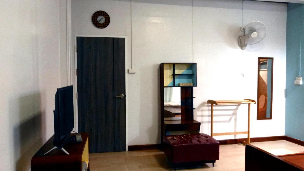 Banya Bnb ที่พักบ้านย่าบีแอนด์บี เมืองประจวบฯ Prachuap Khiri Khan Esterno foto