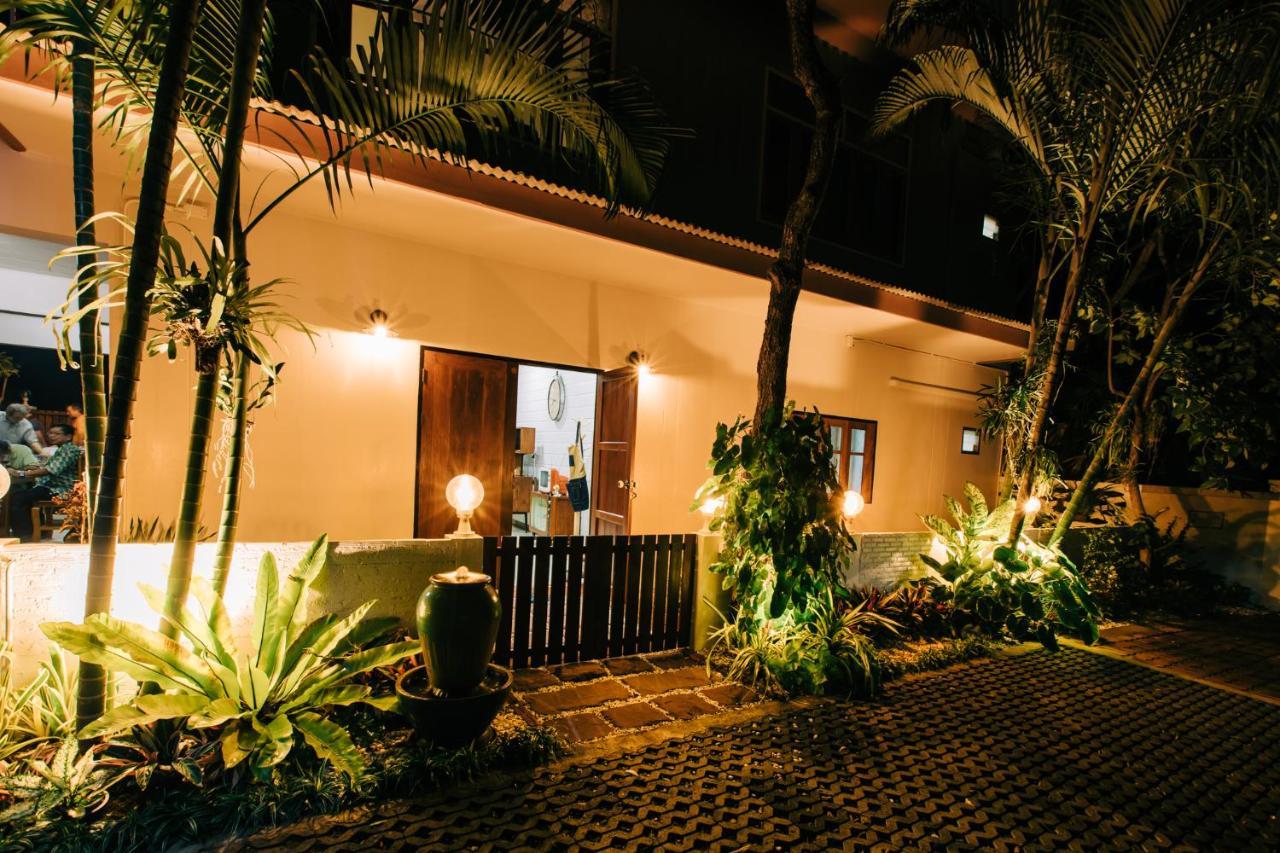 Banya Bnb ที่พักบ้านย่าบีแอนด์บี เมืองประจวบฯ Prachuap Khiri Khan Esterno foto
