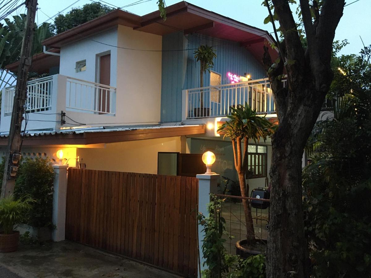 Banya Bnb ที่พักบ้านย่าบีแอนด์บี เมืองประจวบฯ Prachuap Khiri Khan Esterno foto