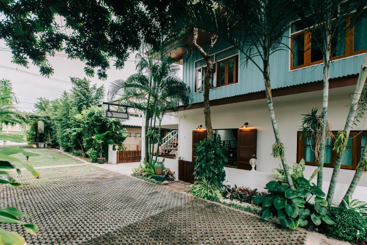Banya Bnb ที่พักบ้านย่าบีแอนด์บี เมืองประจวบฯ Prachuap Khiri Khan Esterno foto