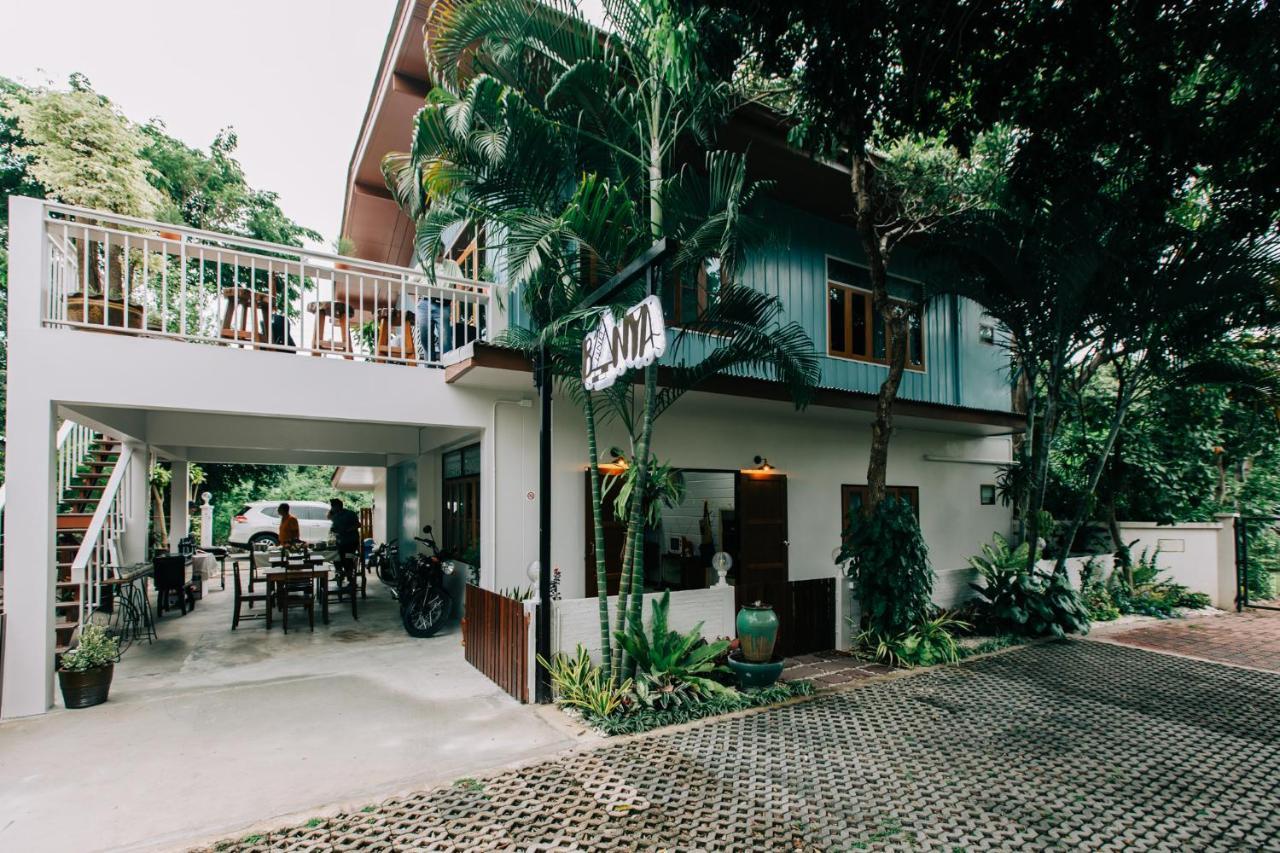 Banya Bnb ที่พักบ้านย่าบีแอนด์บี เมืองประจวบฯ Prachuap Khiri Khan Esterno foto